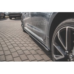 RAJOUTS DES BAS DE CAISSE TOYOTA COROLLA XII SEDAN