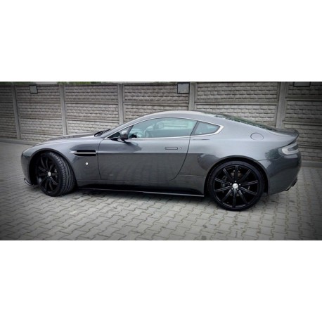 SET DES BAS DE CAISSE ASTON MARTIN V8 VANTAGE